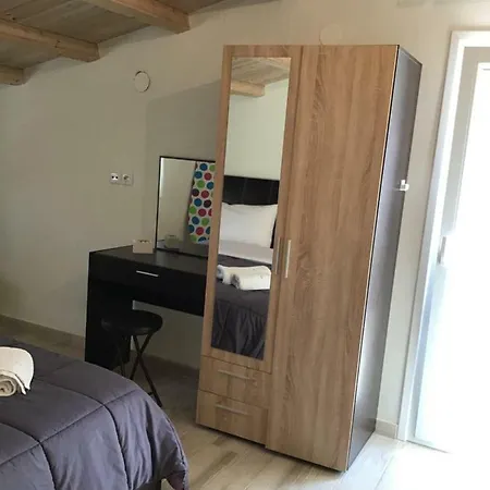 Estia House *
